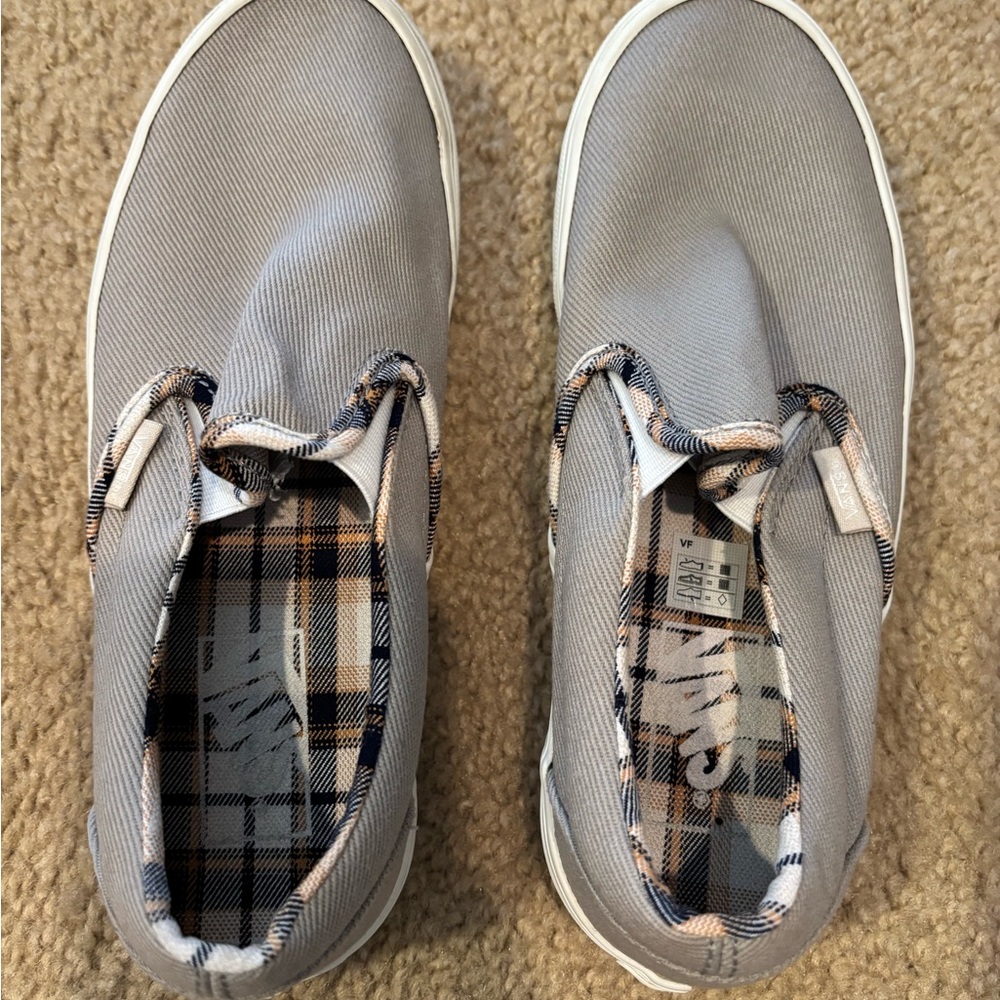 Vans Gray Slip-On Sneakers with plaid interior - Picture 7 of 16